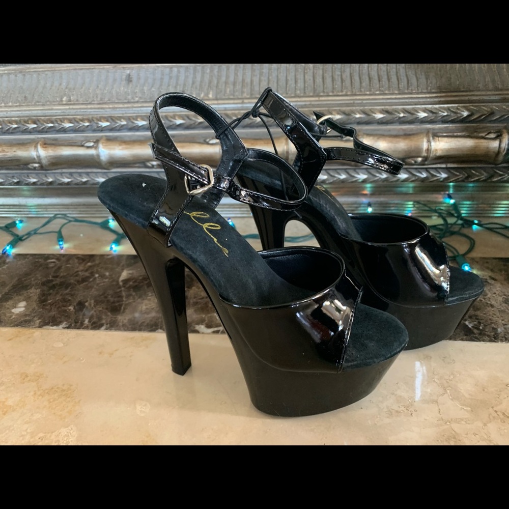 Ellie Heels Size 6